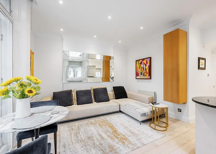 Beautiful One Bedroom Flat In Knightsbridge