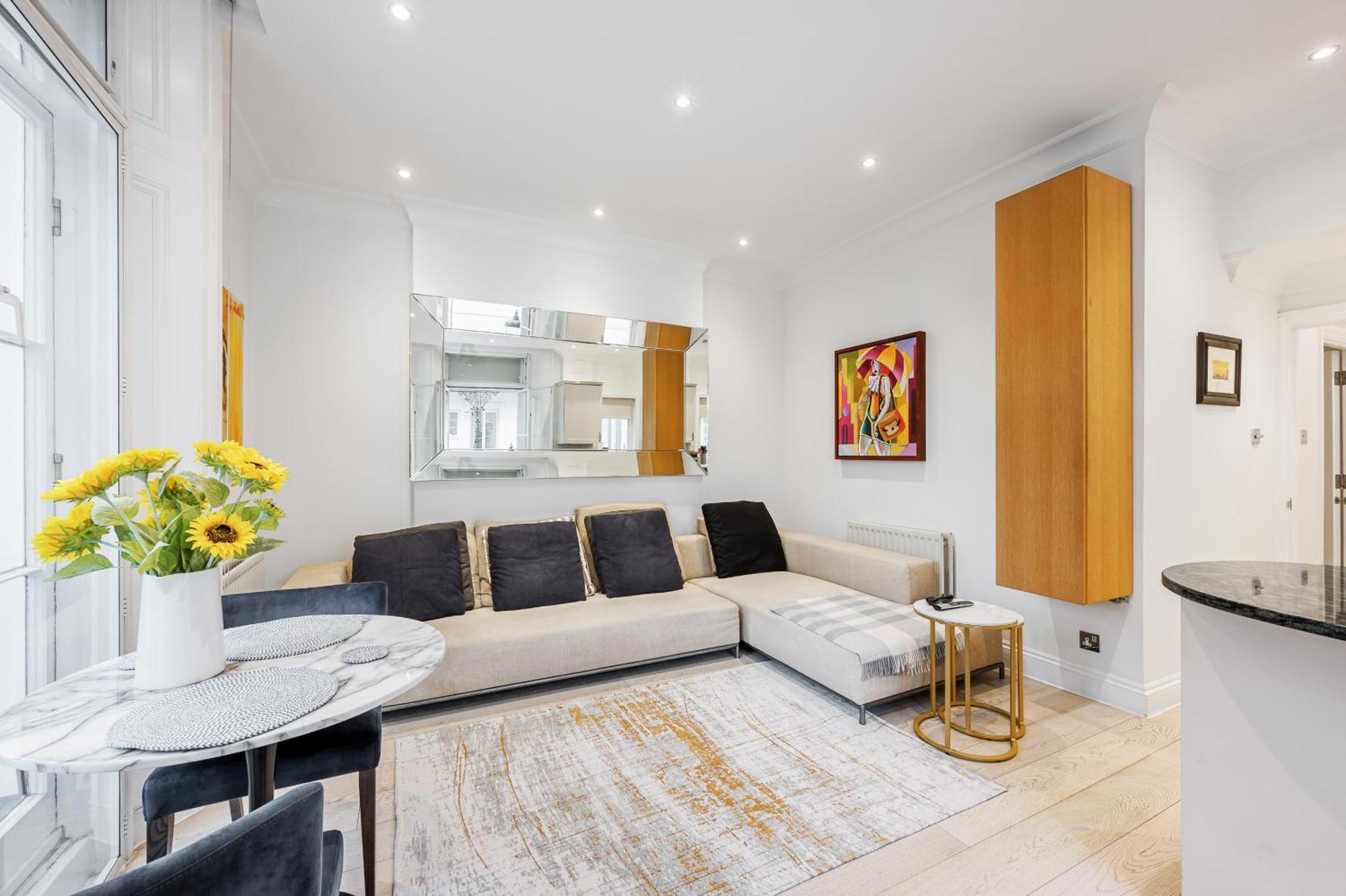 Beautiful One Bedroom Flat In Knightsbridge Londen