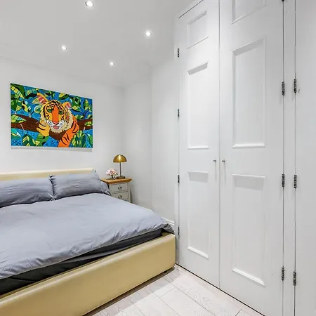 Beautiful One Bedroom Flat In Knightsbridge London Exterior foto