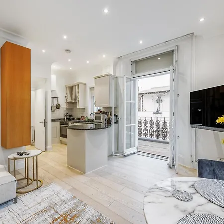Beautiful One Bedroom Flat In Knightsbridge London Exterior foto